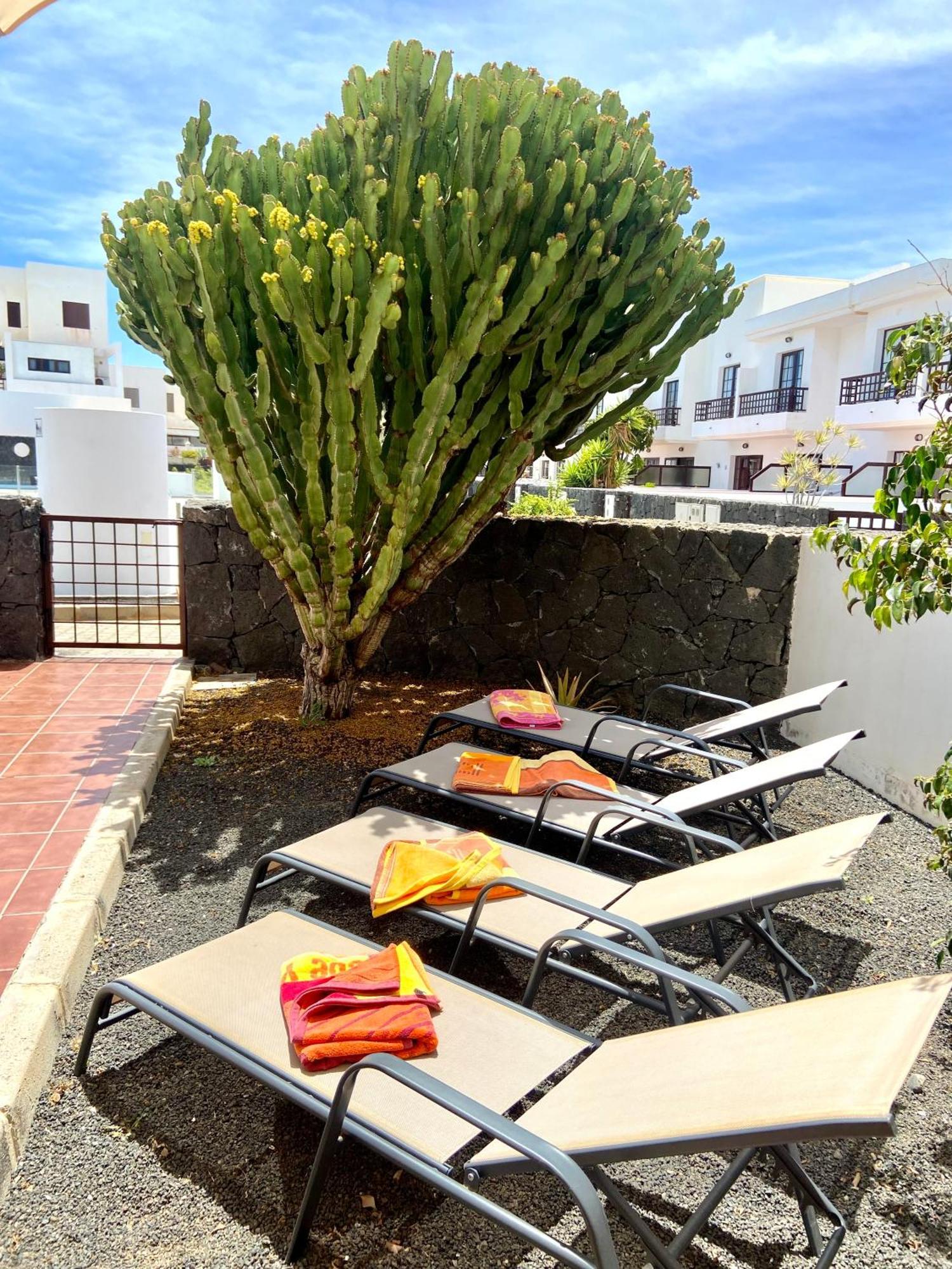 Casa Inma Las Piteras. Sol Y Agua Costa Teguise Exterior photo