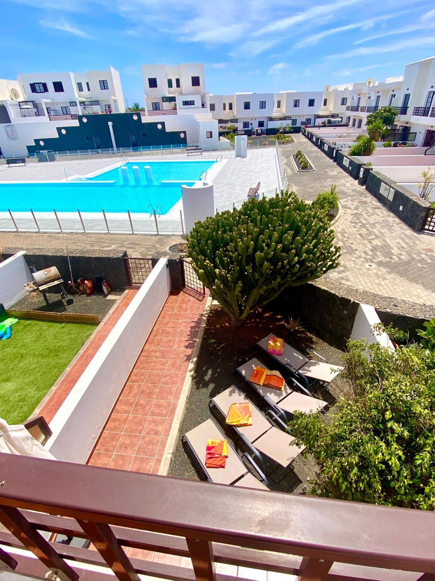 Casa Inma Las Piteras. Sol Y Agua Costa Teguise Exterior photo
